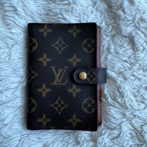 Louis Vuitton | Ring Agenda Cover *Authentic*